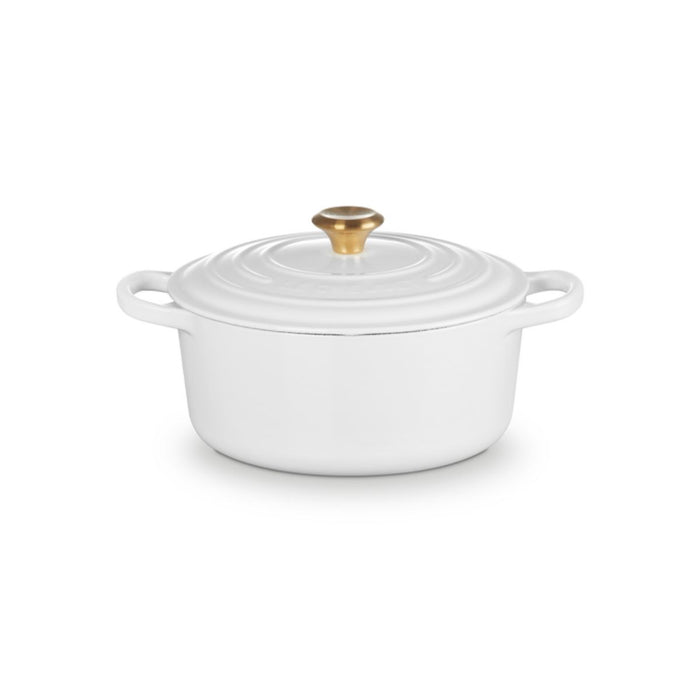 Le Creuset Signature Cast Iron Round Casserole - 22cm