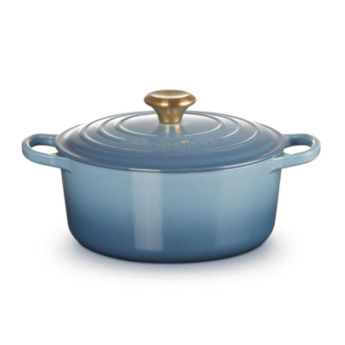 Le Creuset Signature Cast Iron Round Casserole - 24cm