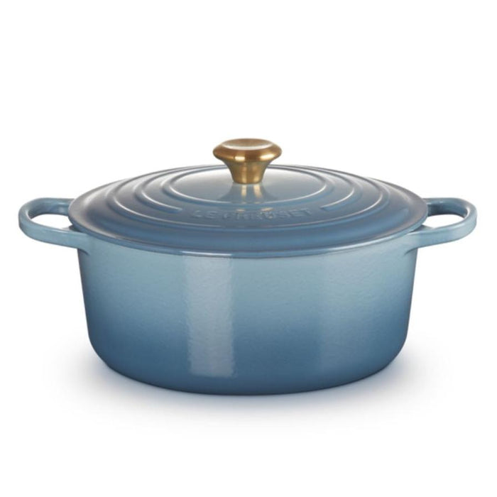 Le Creuset Signature Cast Iron Round Casserole - 28cm