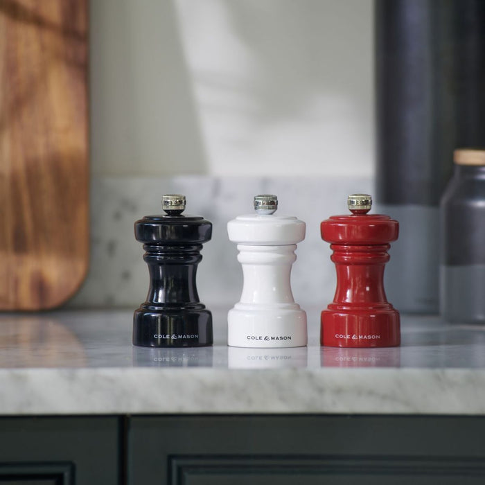 Cole & Mason Hoxton White Gloss Pepper Mill - 10.4cm