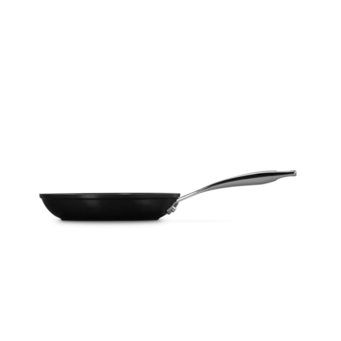 Le Creuset Essential Non-Stick Ceramic Shallow Frying Pan - 20cm