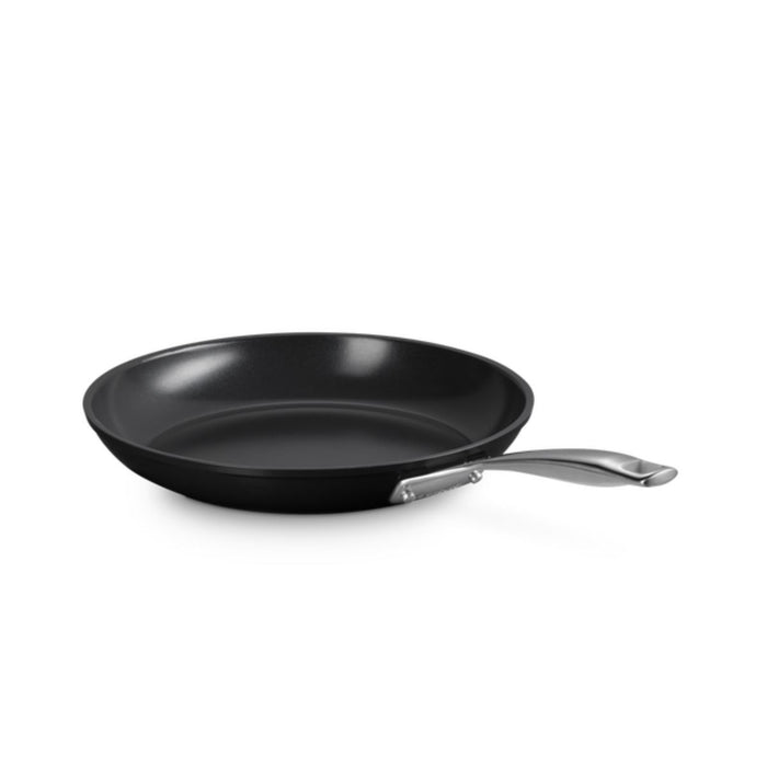 Le Creuset Essential Non-Stick Ceramic Shallow Frying Pan - 28cm