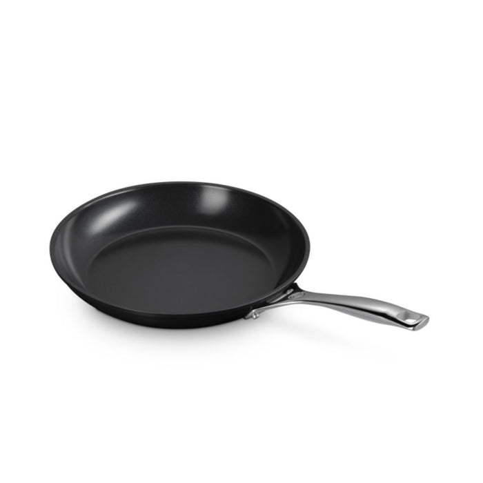 Le Creuset Essential Non-Stick Ceramic Shallow Frying Pan - 28cm