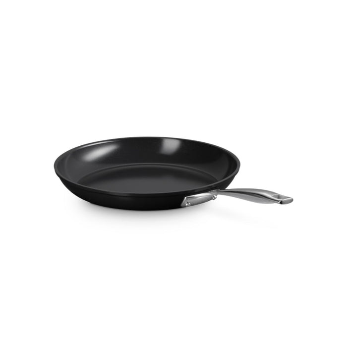 Le Creuset Essential Non-Stick Ceramic Shallow Frying Pan - 30cm
