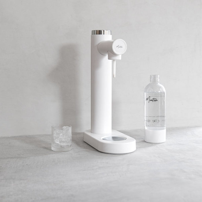 Monten Matte White Soda Maker + 1 Matte White Bottle