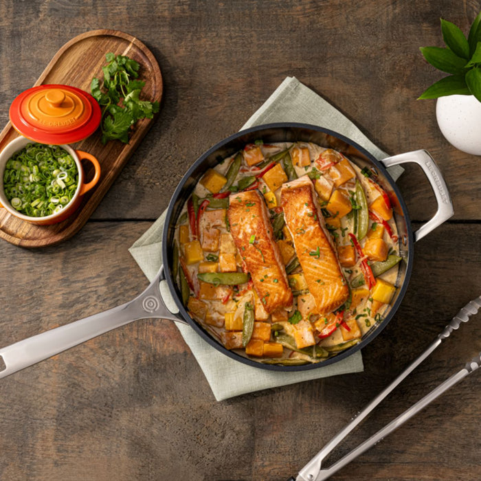 Le Creuset Essential Non-Stick Ceramic Deep Frying Pan - 30cm