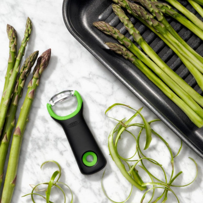 OXO Good Grips Asparagus Peeler